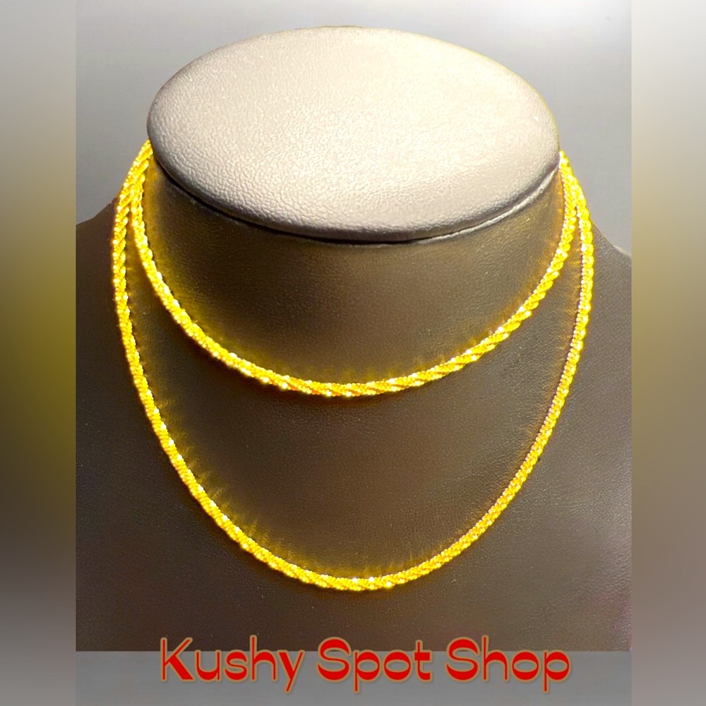 ✨18K GP Sterling Silver 925 ITALY 2.1mm Twisted Chain 24”L Necklace✨